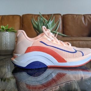 Nike Womens ZoomX Superrep Surge Running shoes - Peach sz. 6